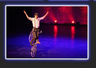 FLORIAN BLMMEL - CYCLE ARTIST - Photo:  Corinna Kroll