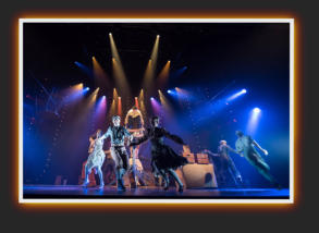 FLORIAN BLMMEL - THE CYCLING CYCLONE at CIRCUS 1903 - THE GOLDEN AGE OF CIRCUS     -     Photo:  Sbastien Assoignons